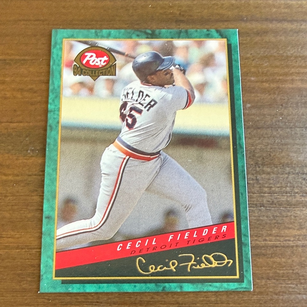 1994 CECIL FIELDER MLBPA Post trading card
#17 of 30